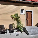 Armas Siseouega Kesklinnakorter, Esplanaadi Tn.